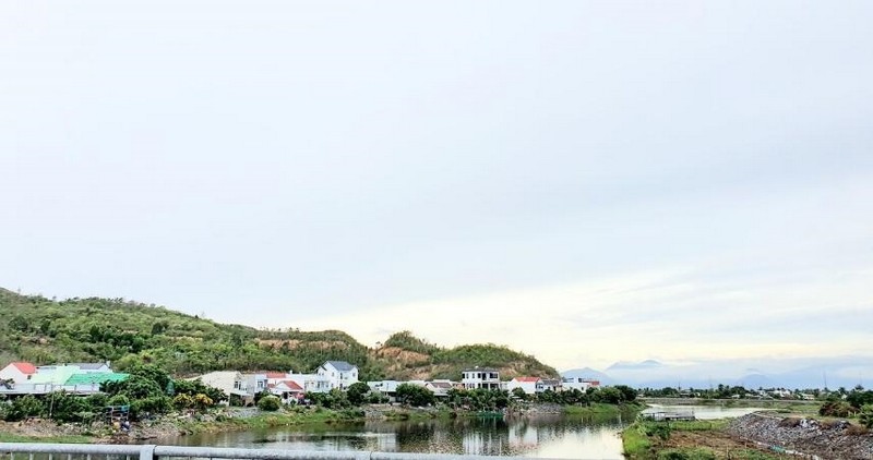 Lô 2 mặt tiền View Sông Thủy Tú đường bờ kè sông, thuộc thôn Thủy Tú, xã Vĩnh Trung